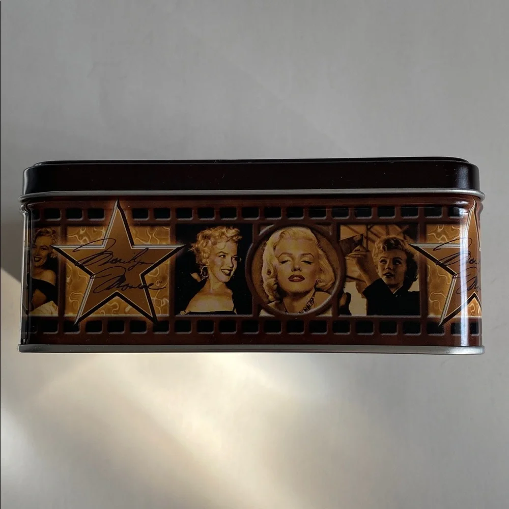 RARE 2005 Vintage Style Iconic Marilyn Manroe Tin Metal Box Notecards Envelopes